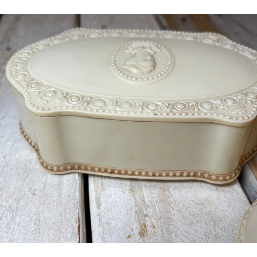 Set (2) Vintage LUXOR Vanity Trinket Dresser Boxes Cameo Design Molded Plastic